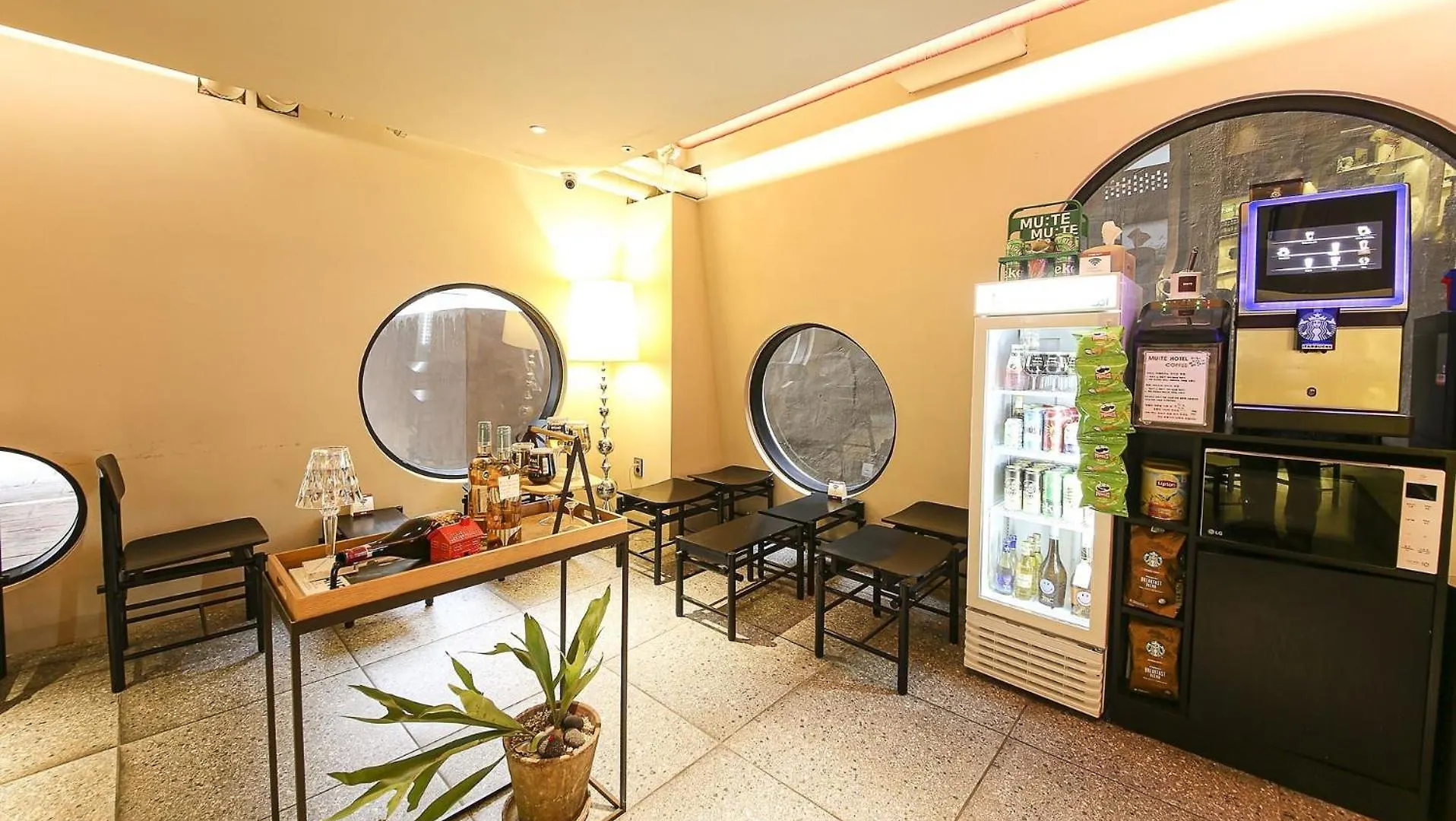 Mute Hotel Pusan 0*,  Korea Południowa